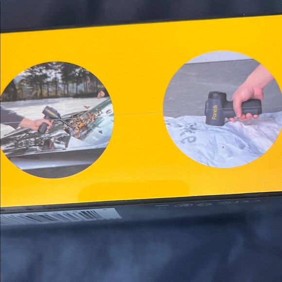 Cordless Handheld Vacuum Cleaner - Picture 3 of 4